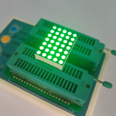Un buon prezzo. Display LED verde puro a matrice di punti 5 X 7 da 3 mm per indicatore orologio fuso orario digitale in linea