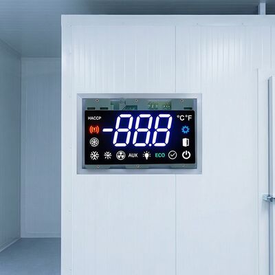 Un buon prezzo. Display a LED a 7 segmenti a 3 cifre con anodo comune per una lunga durata di 80000 ore in linea