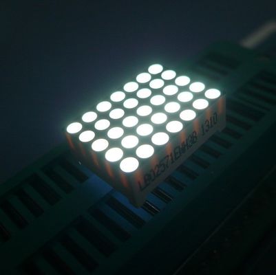Un buon prezzo. Display LED ad alta luminosità flessibile da 0,7 pollici a 5x7 punti per tabelloni di messaggi in linea