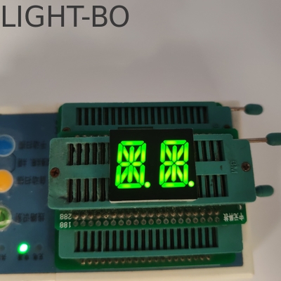 Display LED alfanumerico a 14 segmenti, 2 cifre, 13,8mm, nero e verde puro