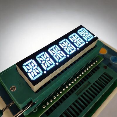 Un buon prezzo. Display a LED a 14 segmenti con lunga durata di funzionamento e dimensioni personalizzate per orologi e contatori digitali in linea