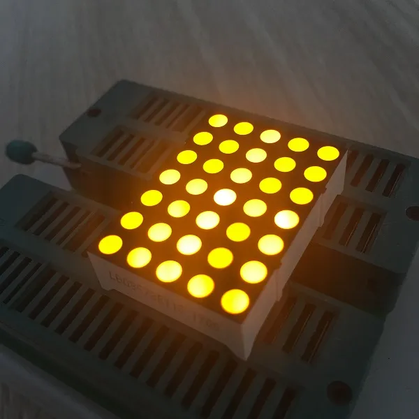 Display a LED a matrice DOT giallo super luminoso 3 mm per segnali mobili / bacheche 4