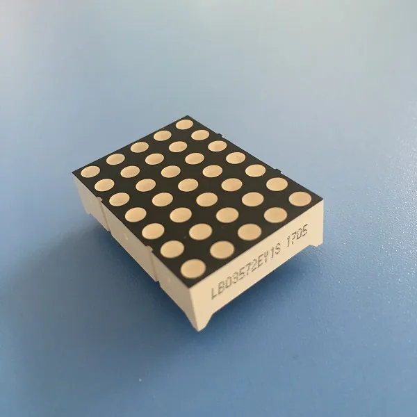 Display a LED a matrice DOT giallo super luminoso 3 mm per segnali mobili / bacheche 3