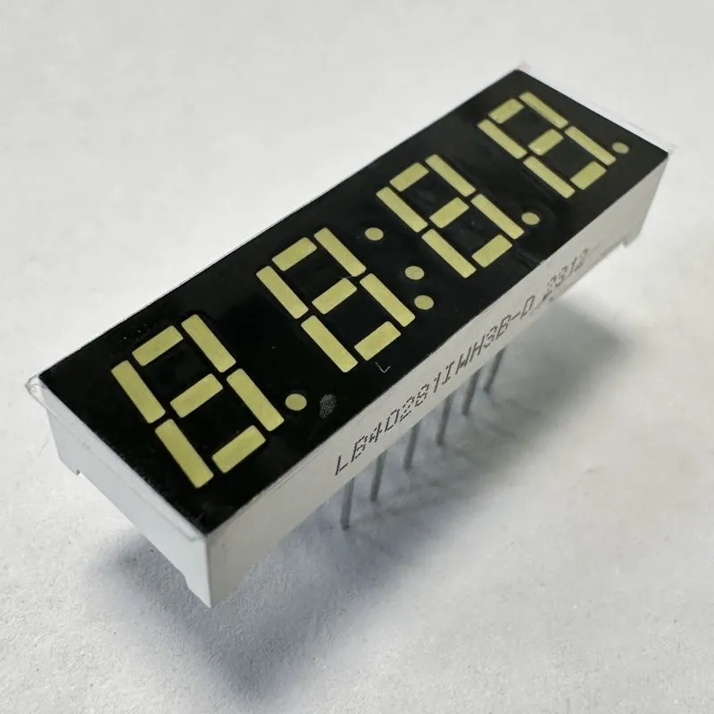 Display LED bianco 7 mm 4 cifre 7 segmenti Anodo comune per pannello multimetro 0